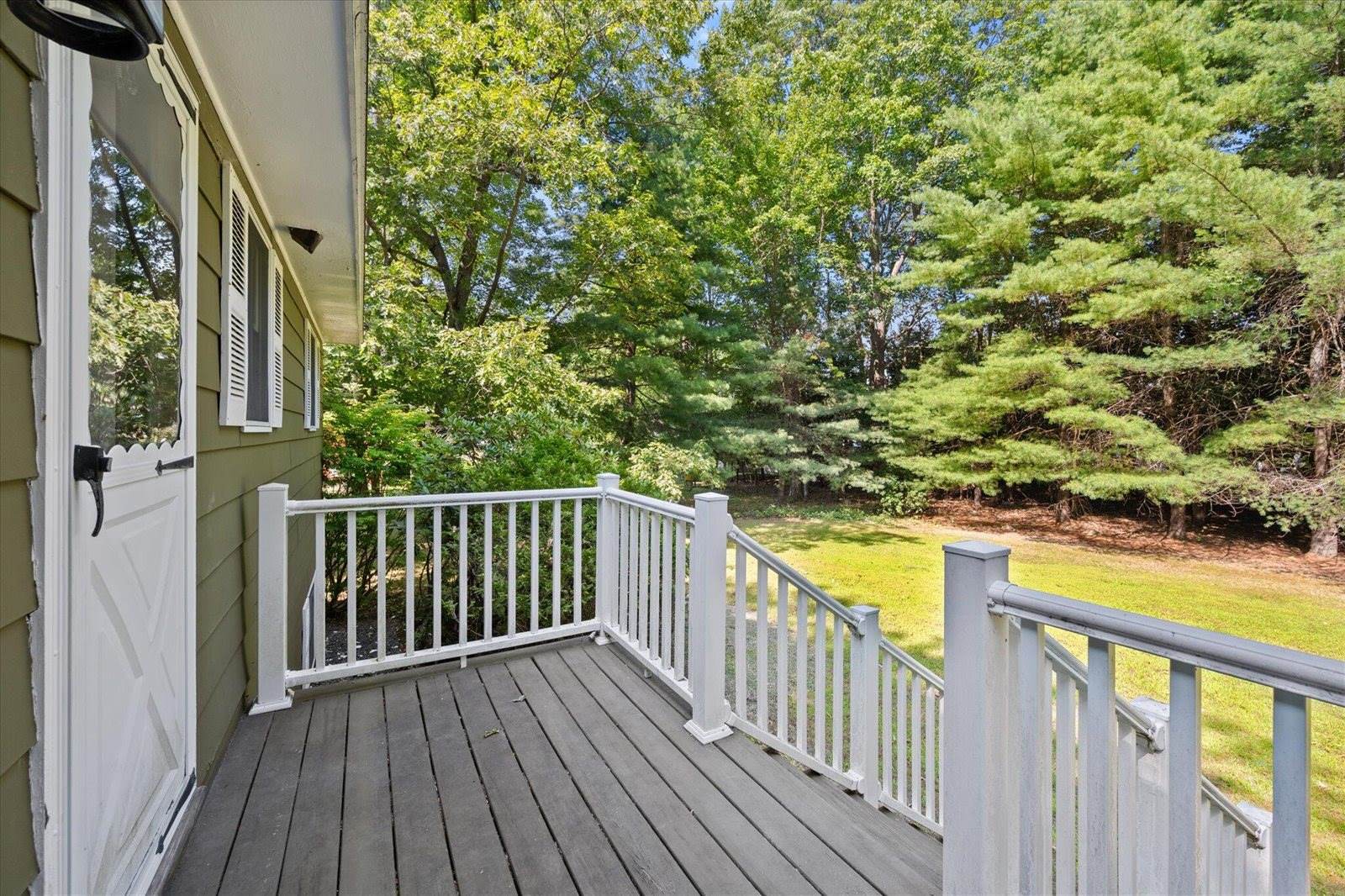 49 Curtis Lane, Milford, ME 04461