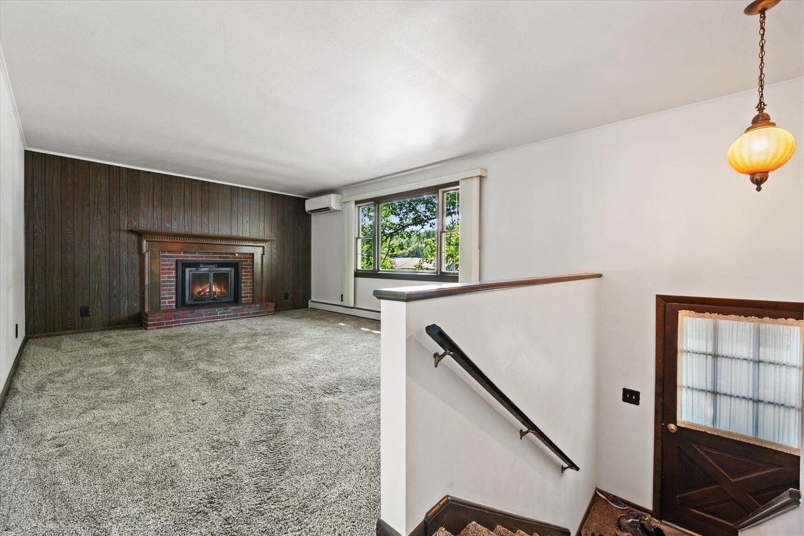 49 Curtis Lane, Milford, ME 04461