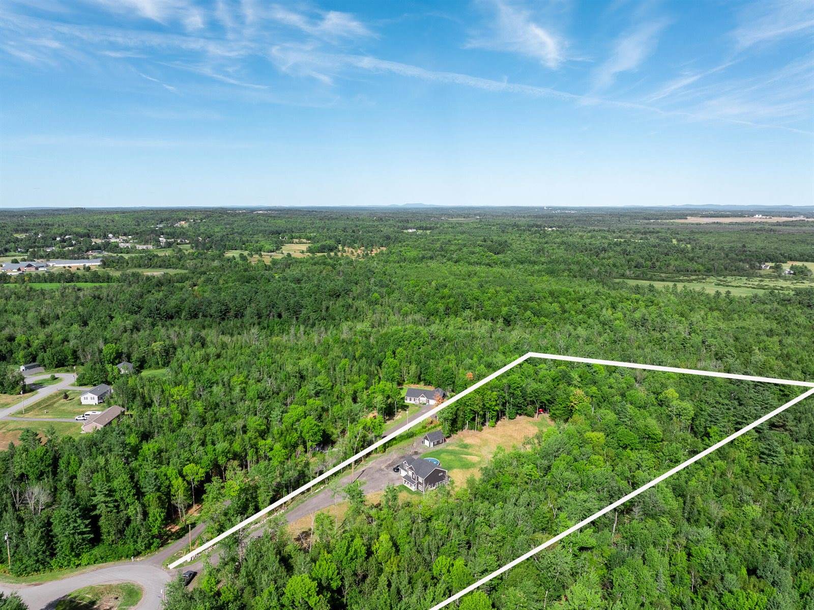 63 Cambridge Drive, Hermon, ME 04401