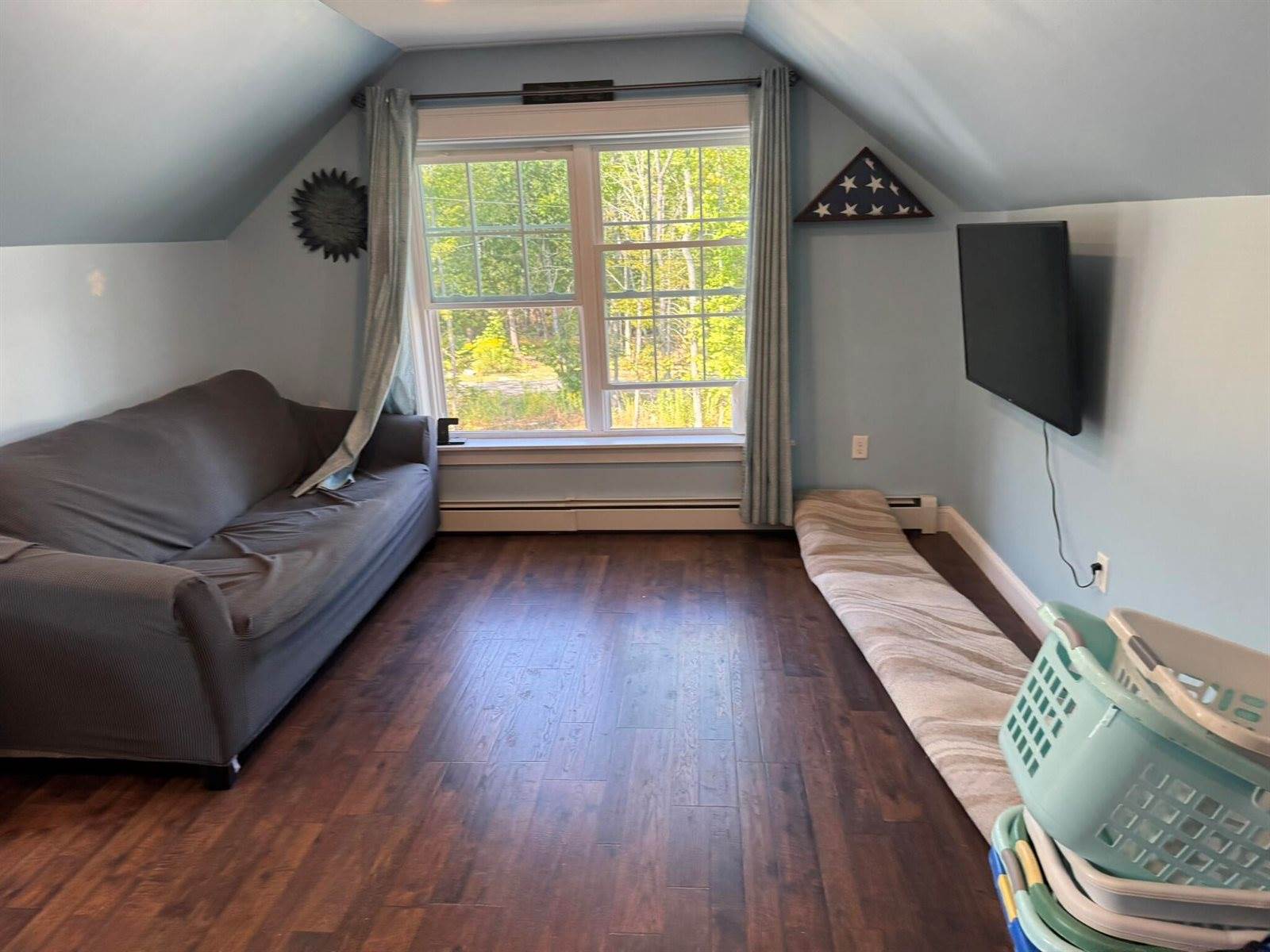 63 Cambridge Drive, Hermon, ME 04401