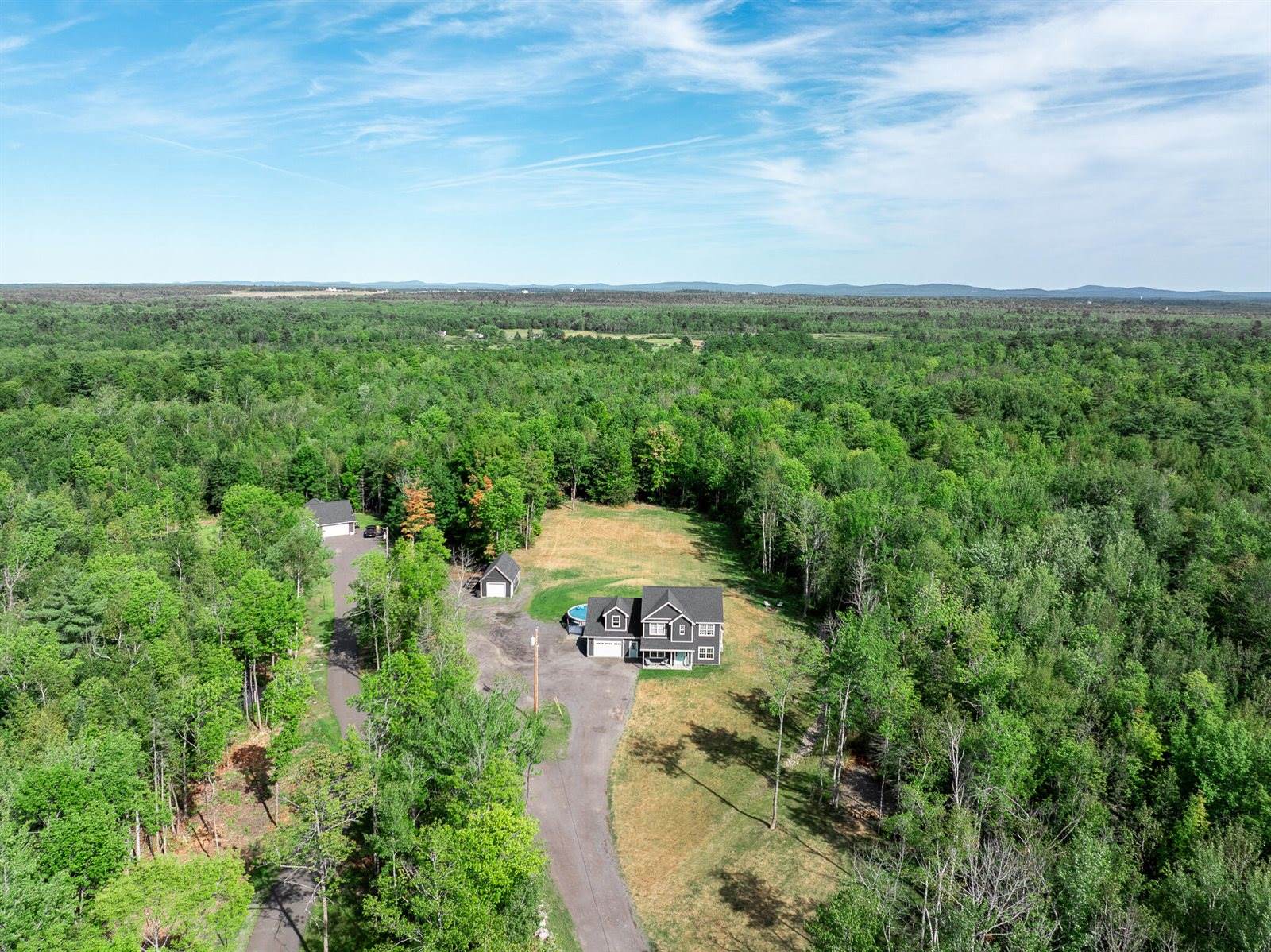 63 Cambridge Drive, Hermon, ME 04401