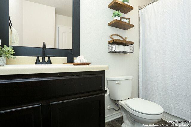 720 Red Crossbill, San Antonio, TX 78253