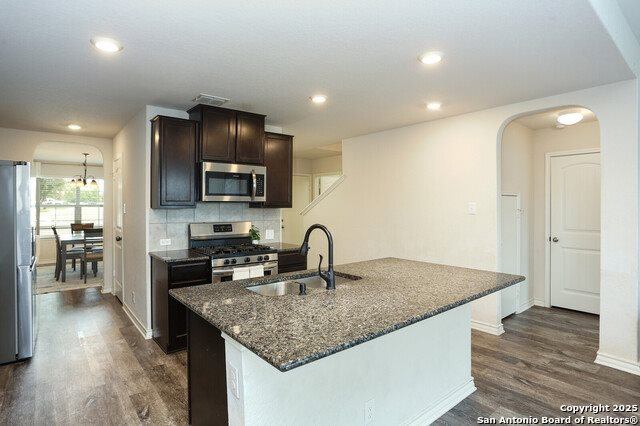 720 Red Crossbill, San Antonio, TX 78253