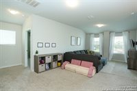 720 Red Crossbill, San Antonio, TX 78253