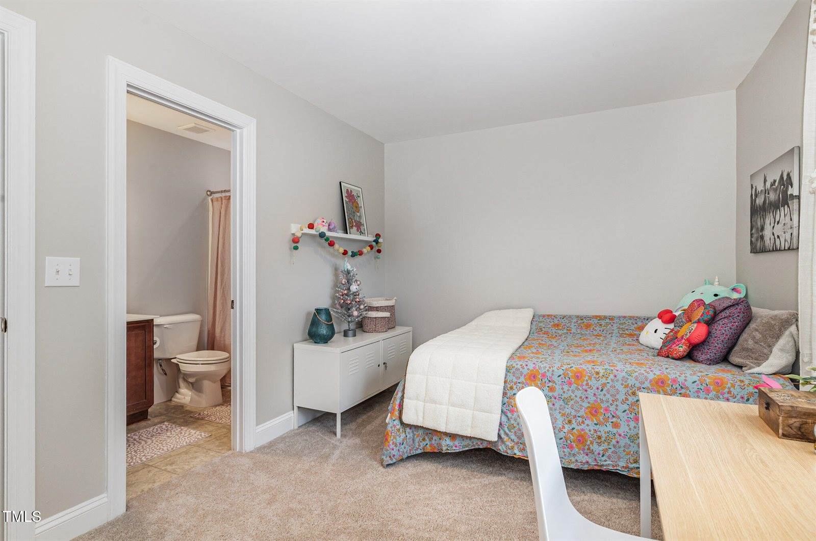 1405 Town Home Drive, Apex, NC 27502