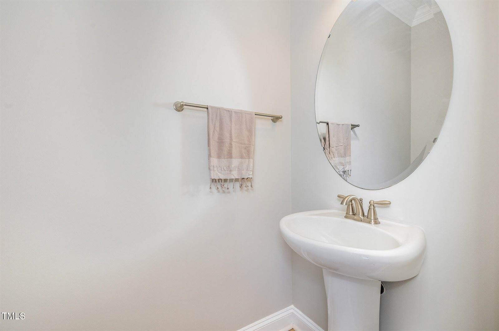 1405 Town Home Drive, Apex, NC 27502