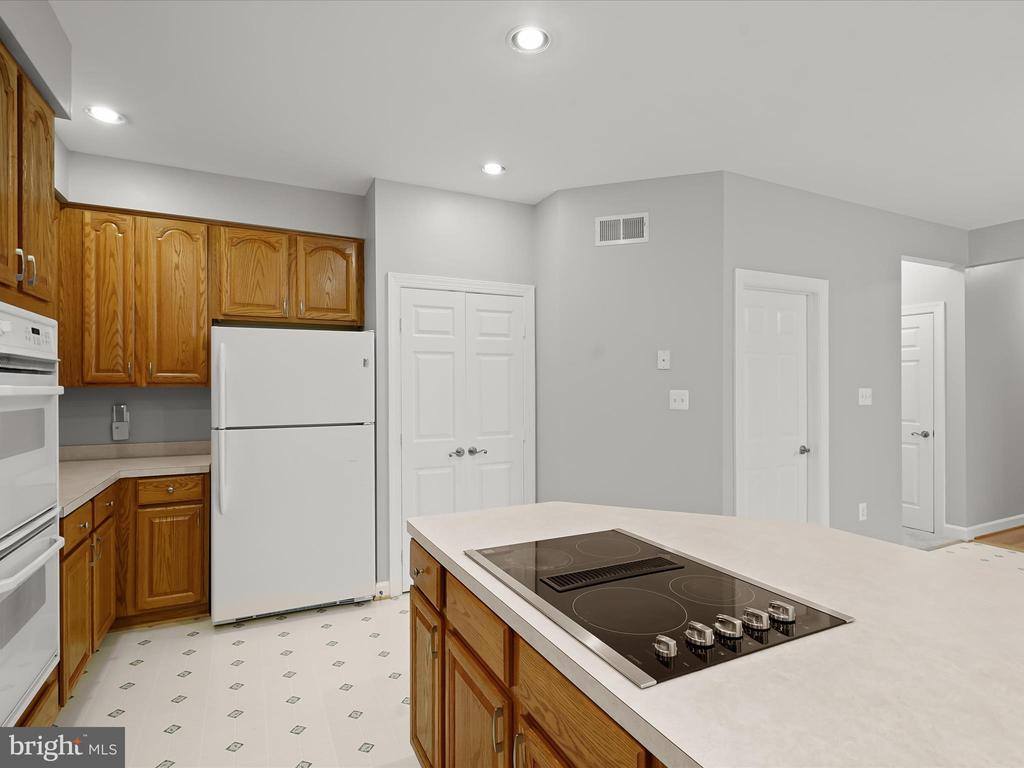 10940 Meanderview Court, Manassas, VA 20111