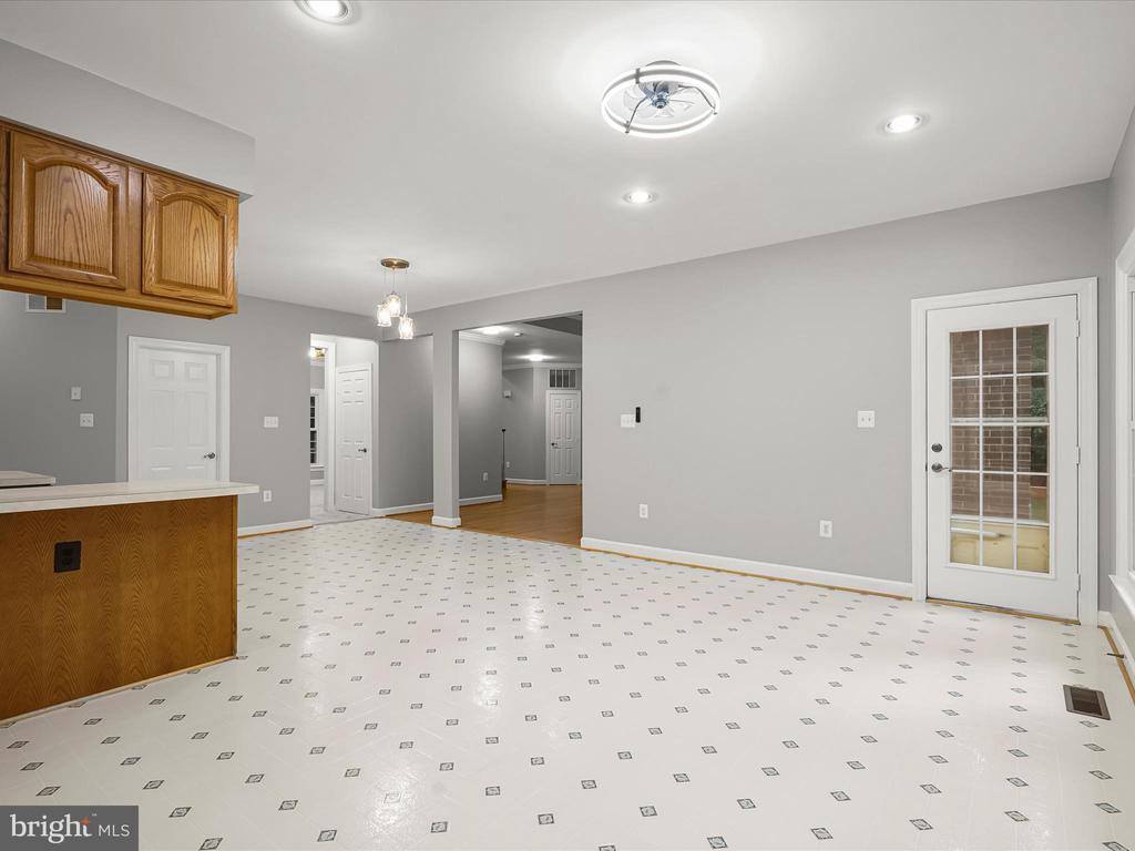 10940 Meanderview Court, Manassas, VA 20111