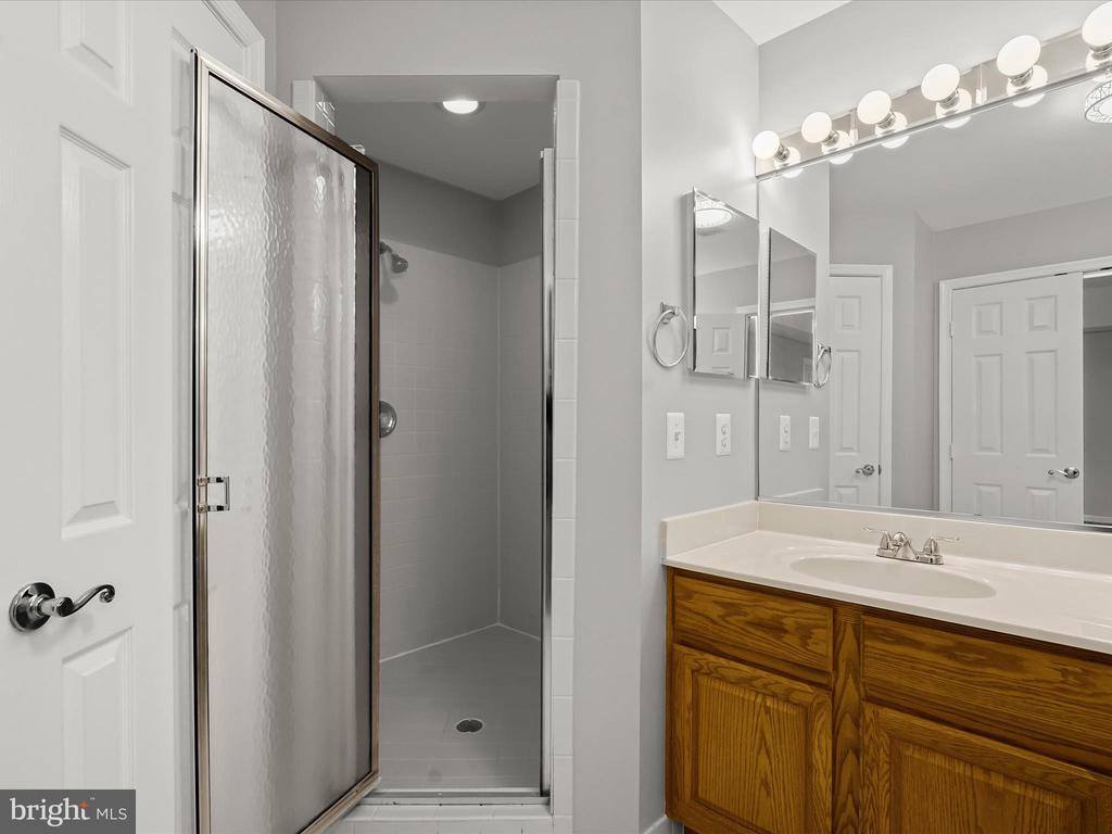 10940 Meanderview Court, Manassas, VA 20111