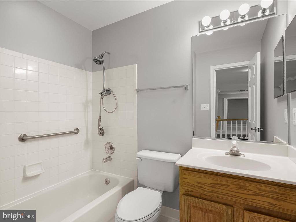 10940 Meanderview Court, Manassas, VA 20111