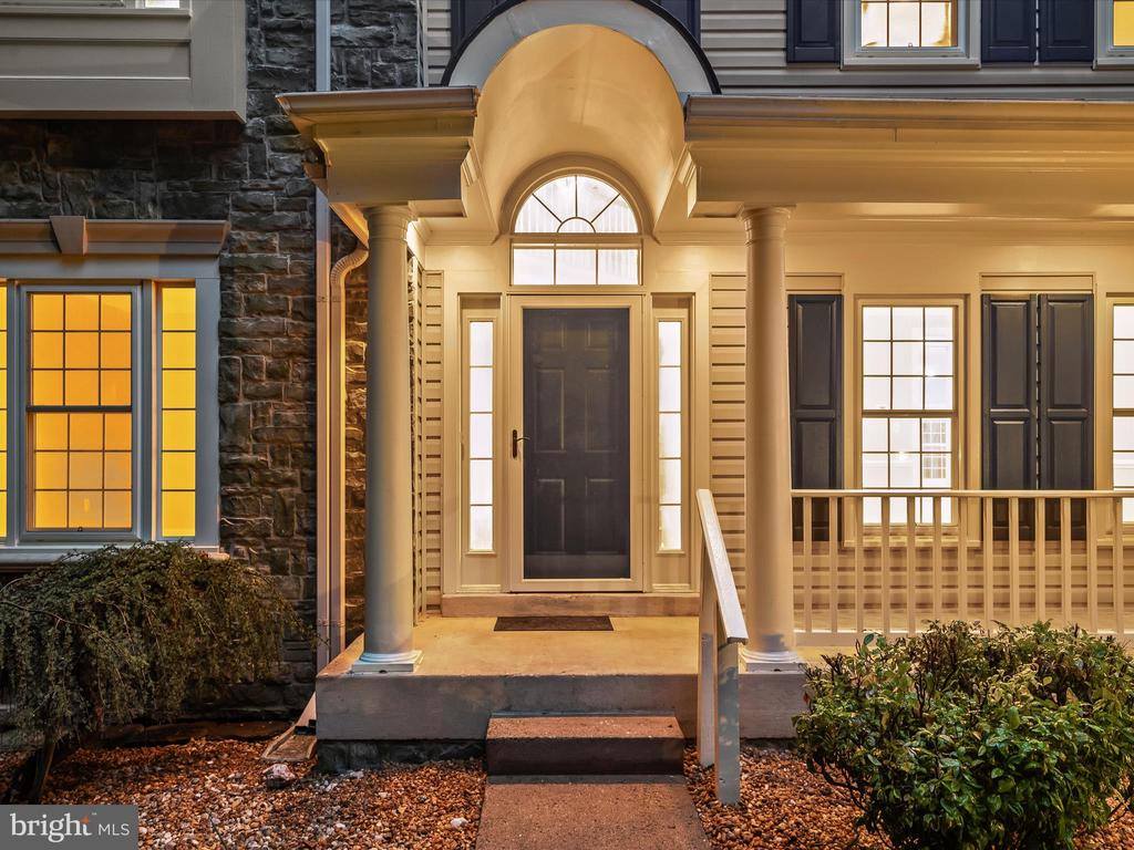 10940 Meanderview Court, Manassas, VA 20111