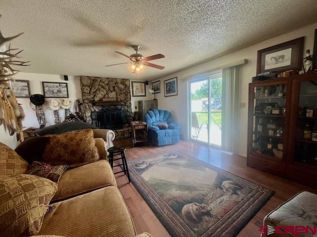 990 Mountain View Court, Montrose, CO 81403