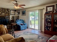 990 Mountain View Court, Montrose, CO 81403