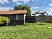 990 Mountain View Court, Montrose, CO 81403