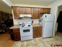 990 Mountain View Court, Montrose, CO 81403