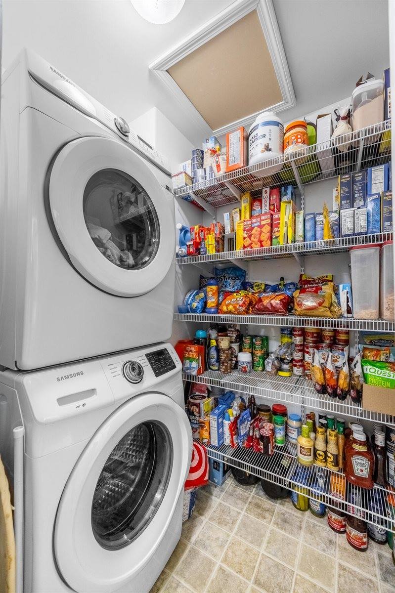 1345 Pushaw Road, Glenburn, ME 04401