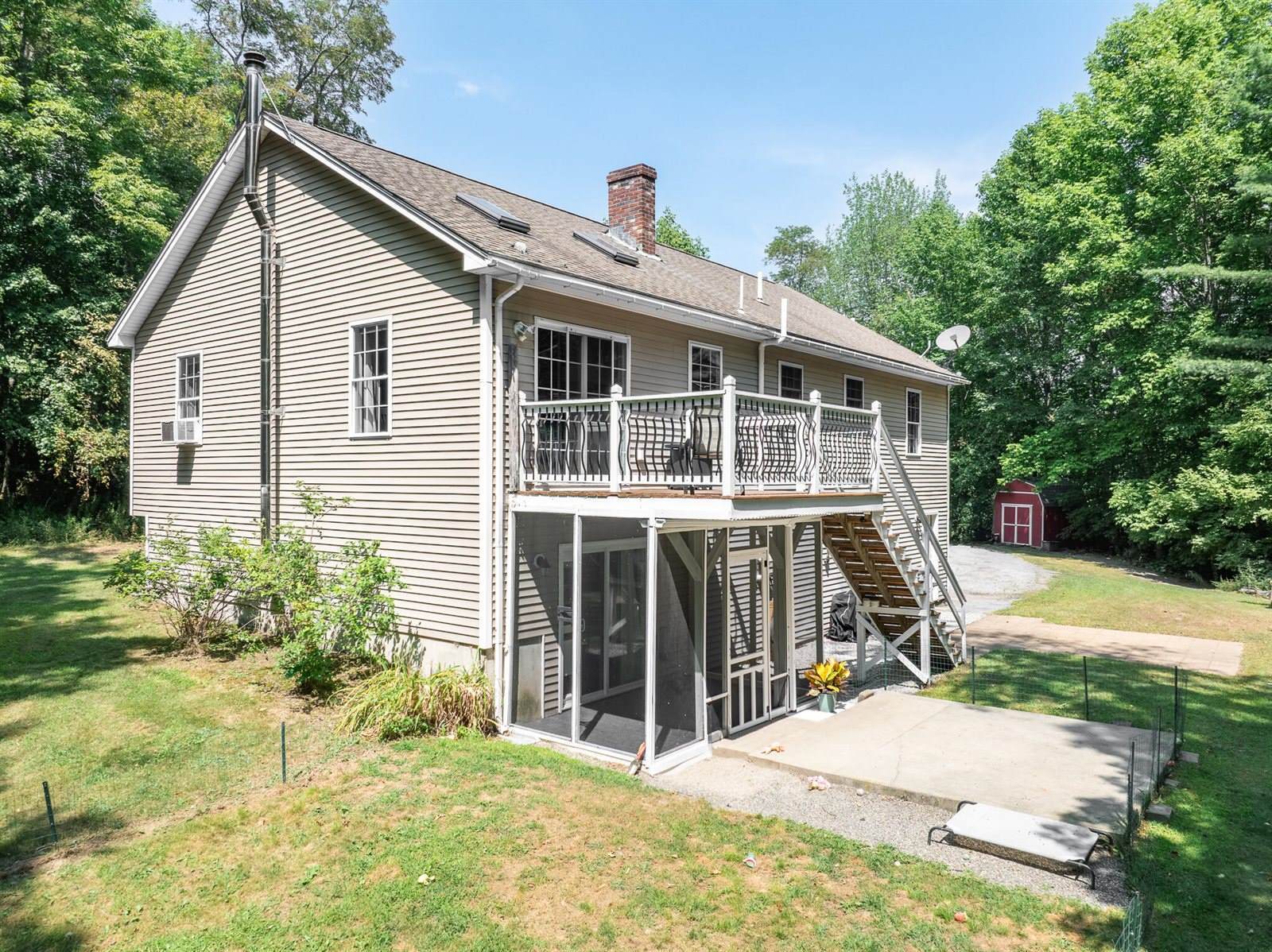 1345 Pushaw Road, Glenburn, ME 04401