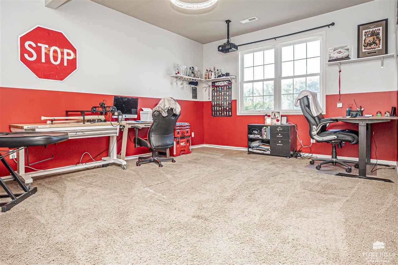 2448 Fox Sparrow Court, Junction City, KS 66441