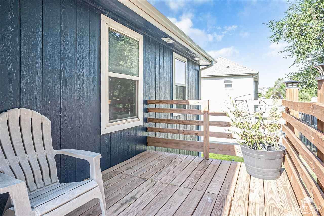 2448 Fox Sparrow Court, Junction City, KS 66441