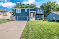 2448 Fox Sparrow Court, Junction City, KS 66441