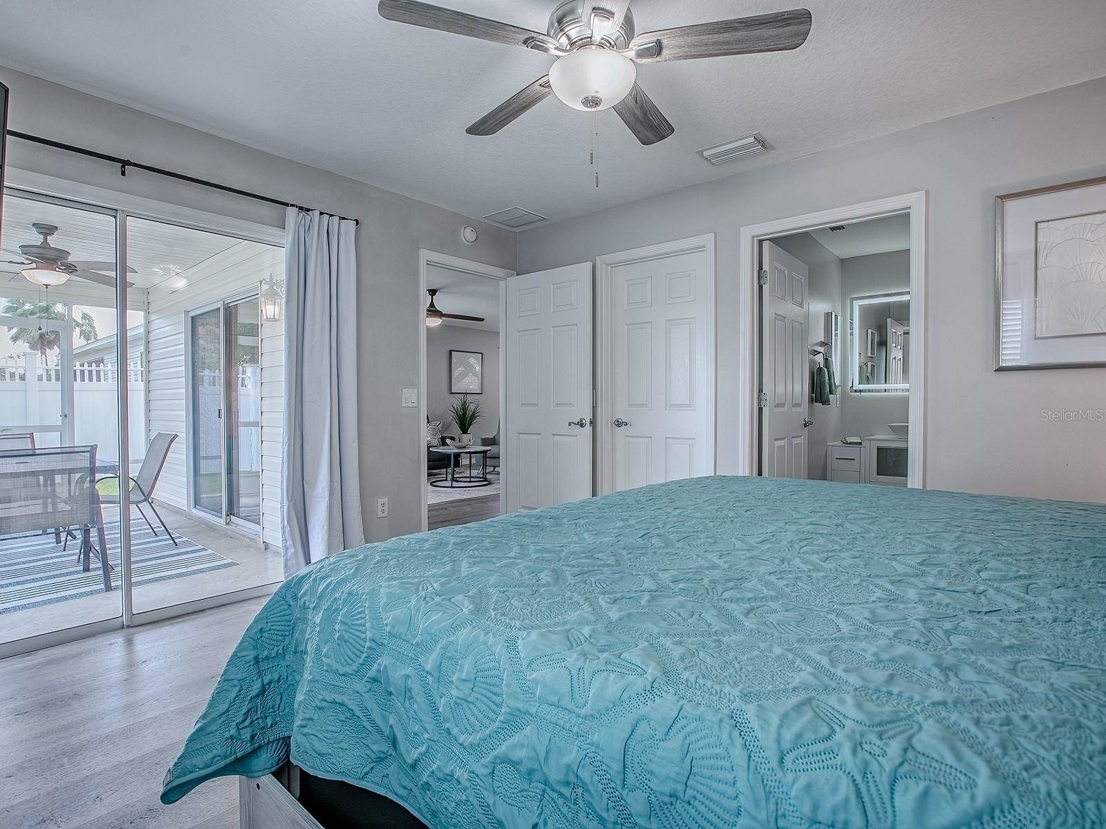 869 Drakeswood Avenue, The Villages, FL 32162