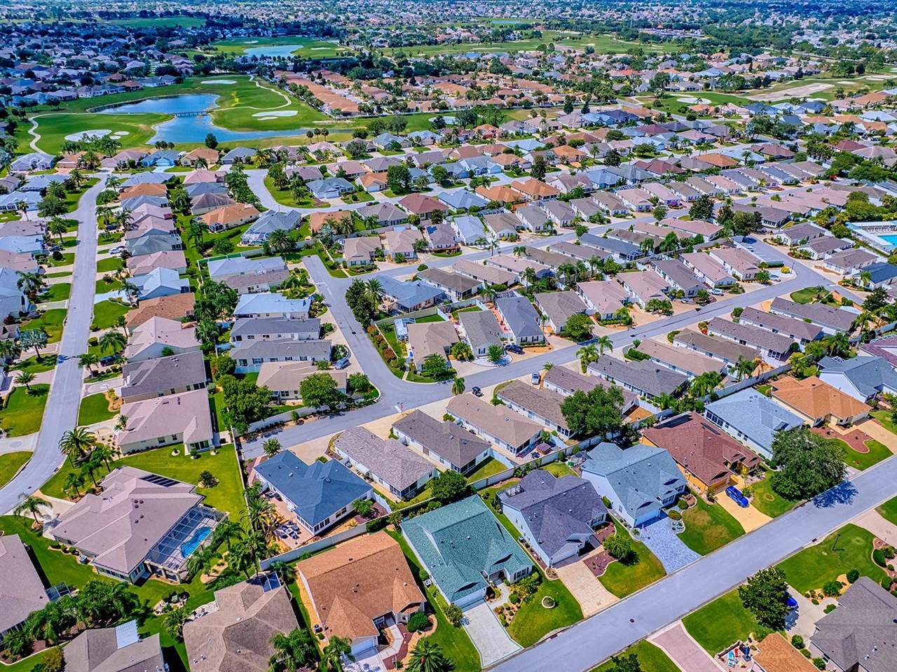 869 Drakeswood Avenue, The Villages, FL 32162