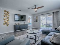 869 Drakeswood Avenue, The Villages, FL 32162