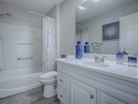 869 Drakeswood Avenue, The Villages, FL 32162