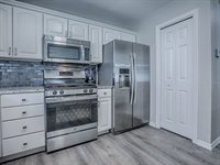 869 Drakeswood Avenue, The Villages, FL 32162