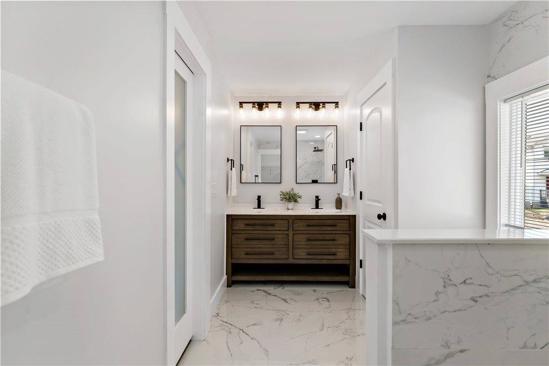 209 Shaler St, Mt Washington, PA 15211