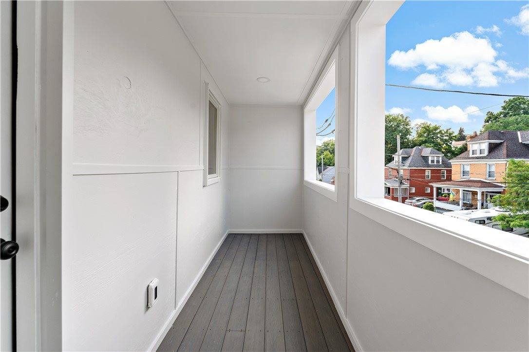 209 Shaler St, Mt Washington, PA 15211