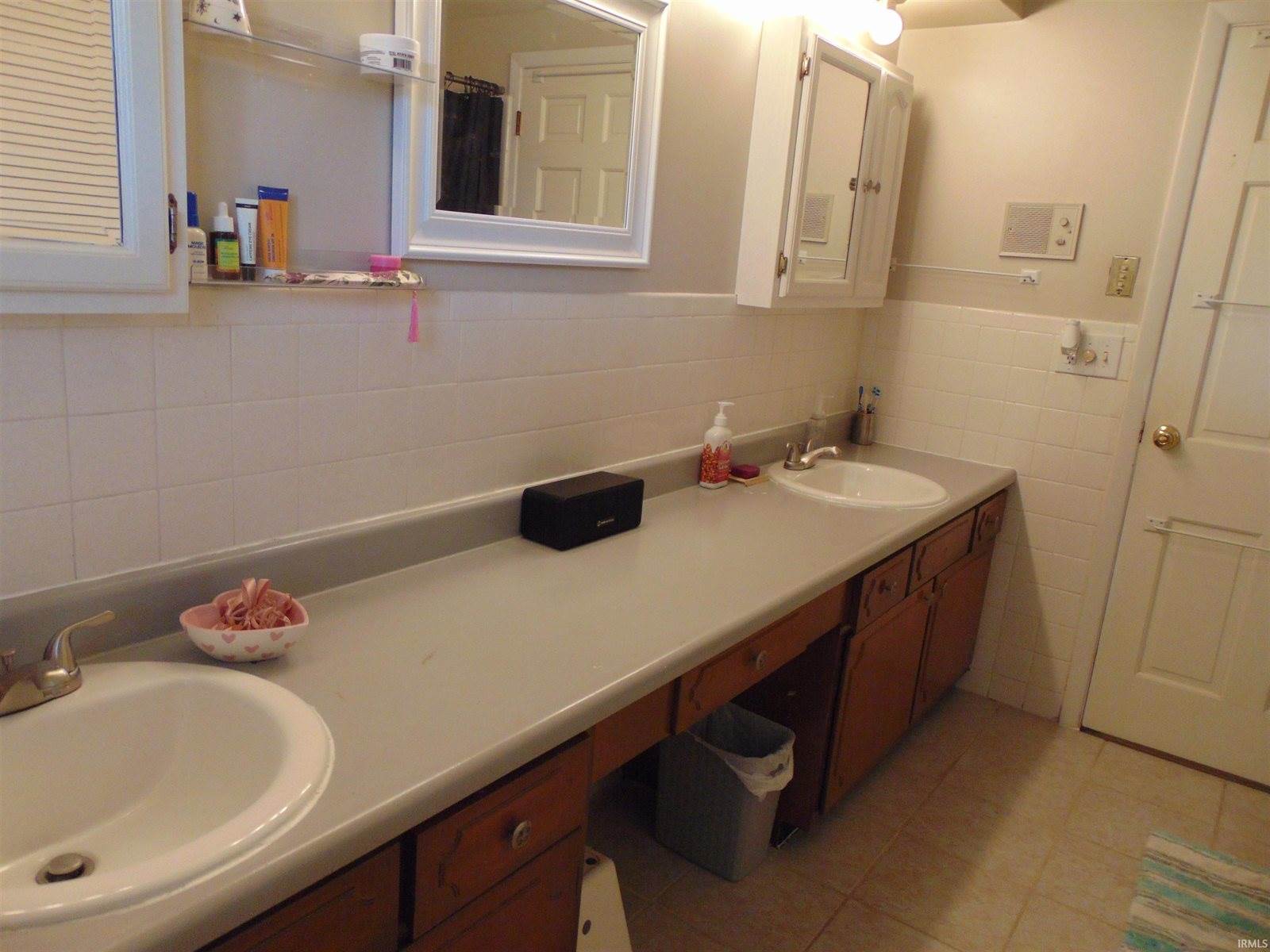 600 N Fir Tree Drive, Muncie, IN 47304