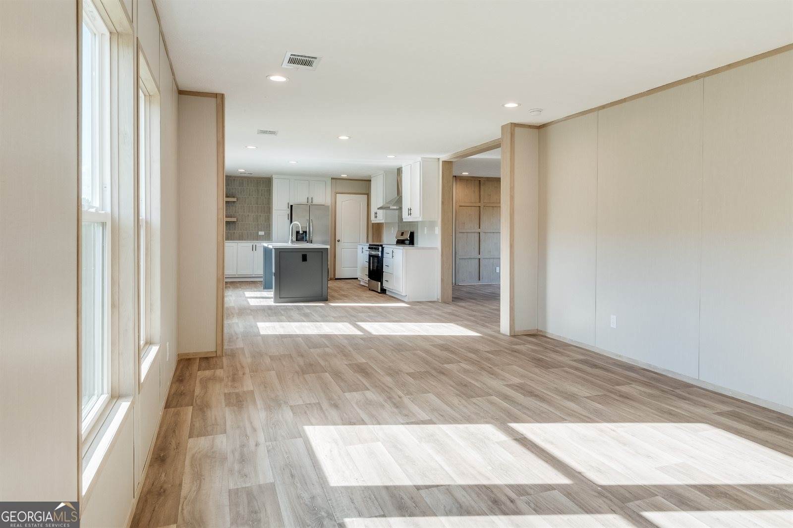 410 L B Hall Road, Garfield, GA 30425