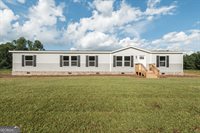 410 L B Hall Road, Garfield, GA 30425