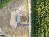 410 L B Hall Road, Garfield, GA 30425