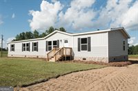 410 L B Hall Road, Garfield, GA 30425