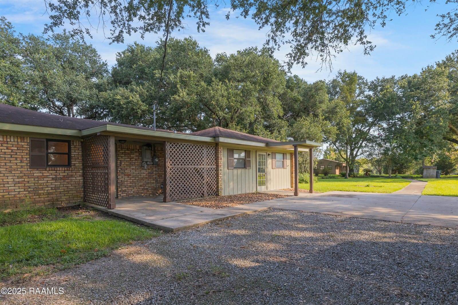 1036 Garber Road, Broussard, LA 70518