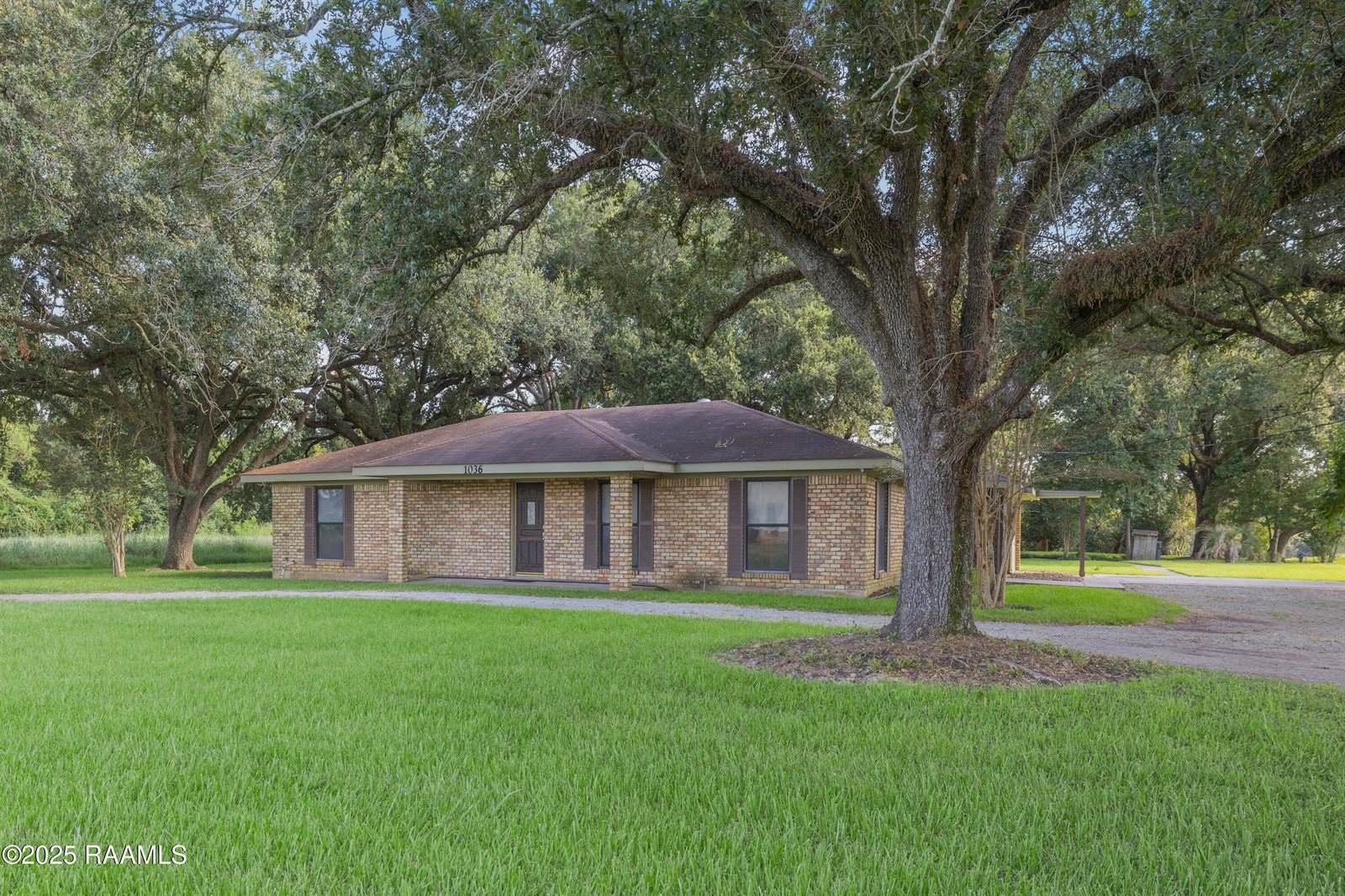 1036 Garber Road, Broussard, LA 70518