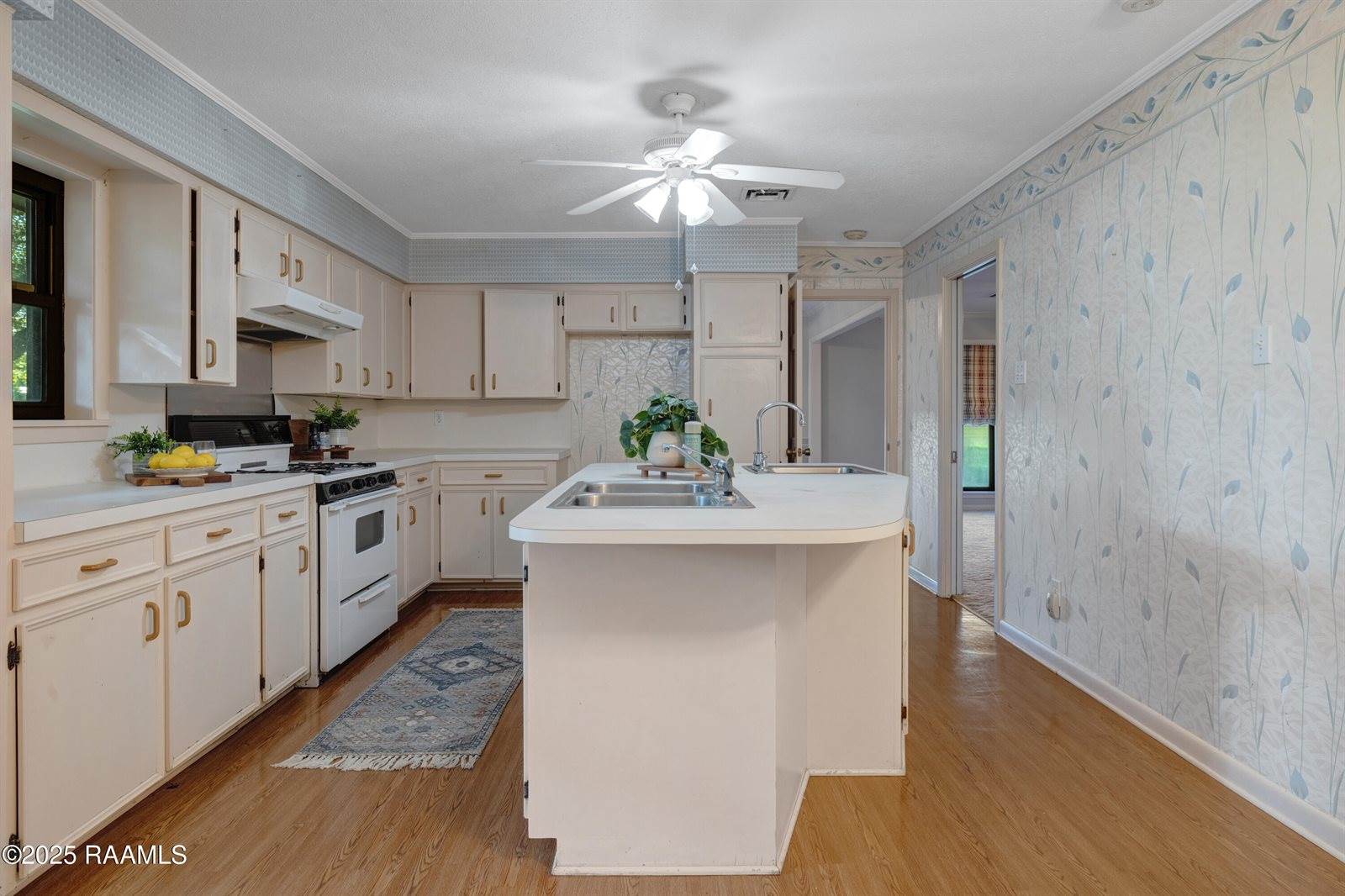 1036 Garber Road, Broussard, LA 70518