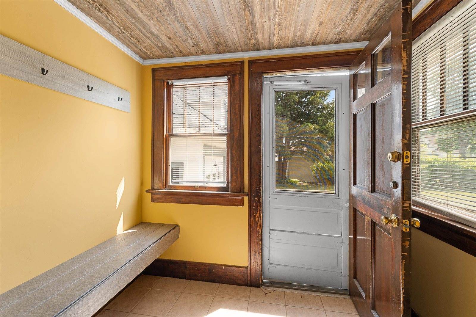 1513 Division Street, Stevens Point, WI 54481