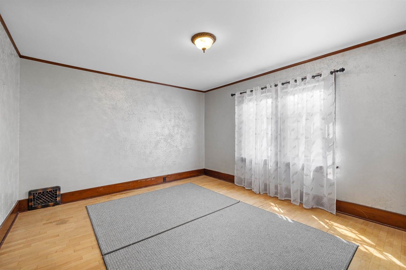 1513 Division Street, Stevens Point, WI 54481