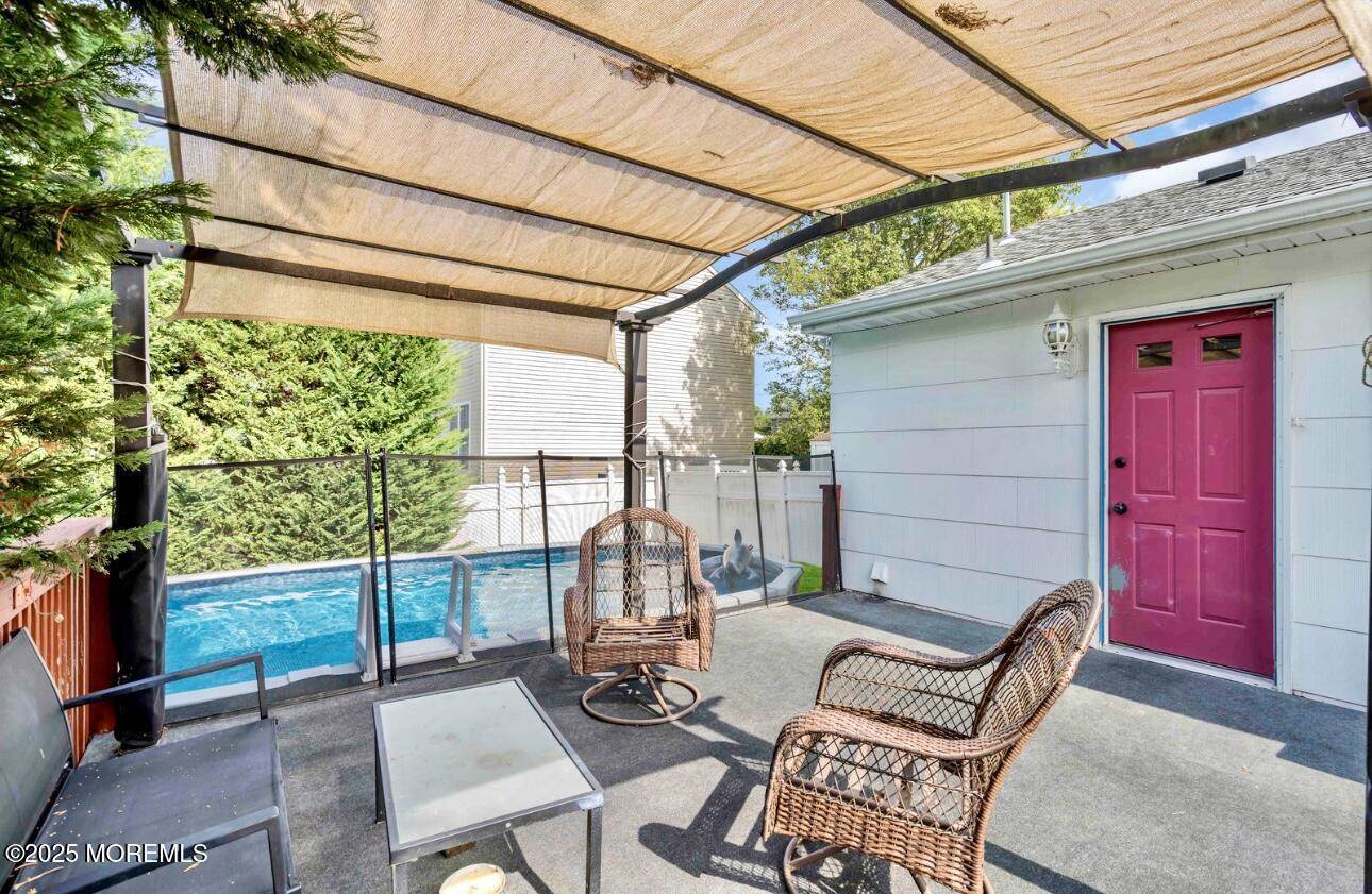 933 Lawrence Avenue, Toms River, NJ 08757