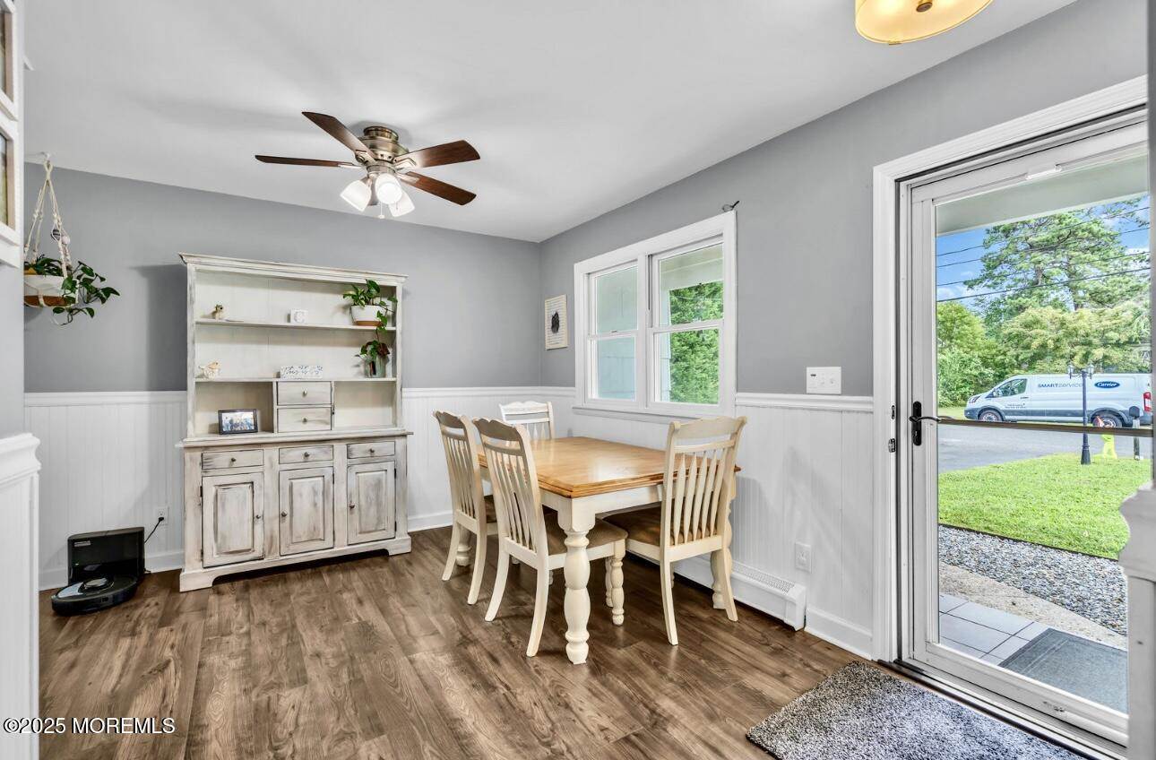 933 Lawrence Avenue, Toms River, NJ 08757