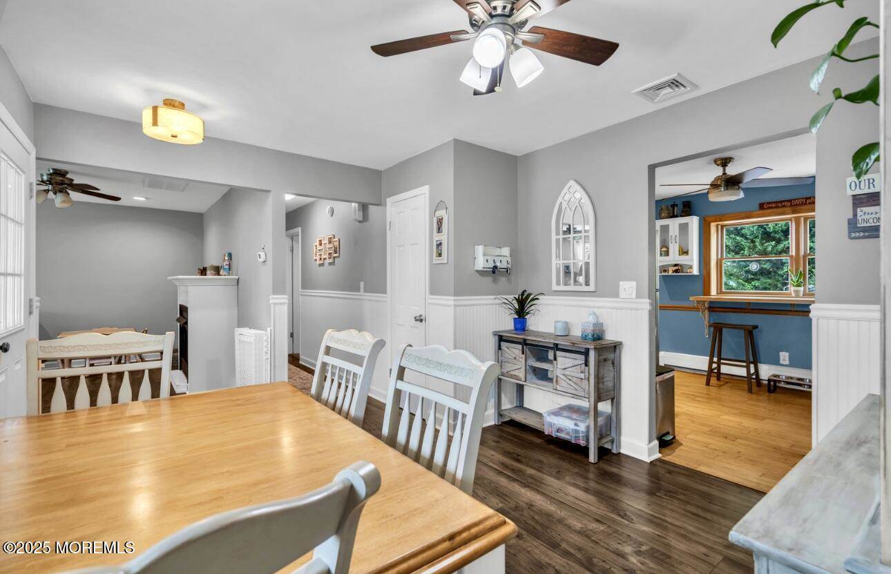 933 Lawrence Avenue, Toms River, NJ 08757