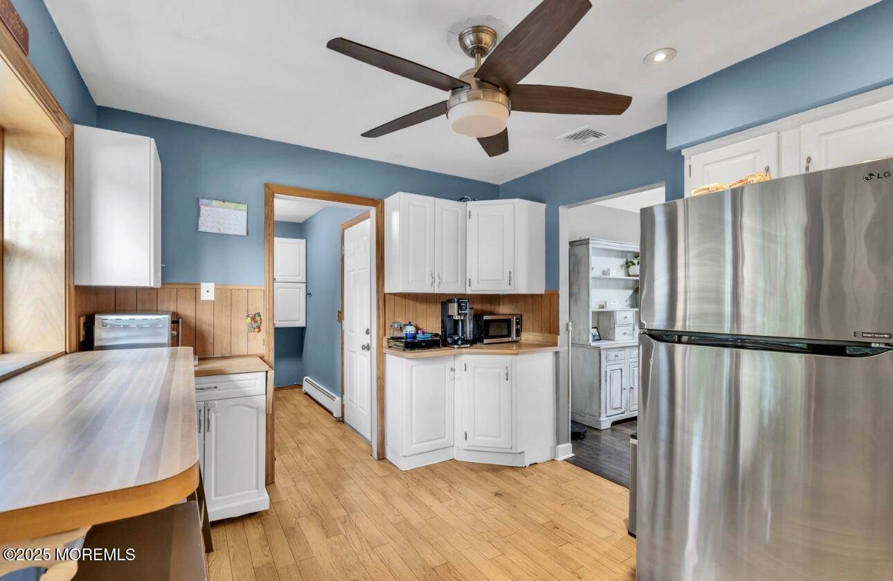 933 Lawrence Avenue, Toms River, NJ 08757