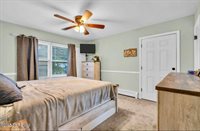 933 Lawrence Avenue, Toms River, NJ 08757