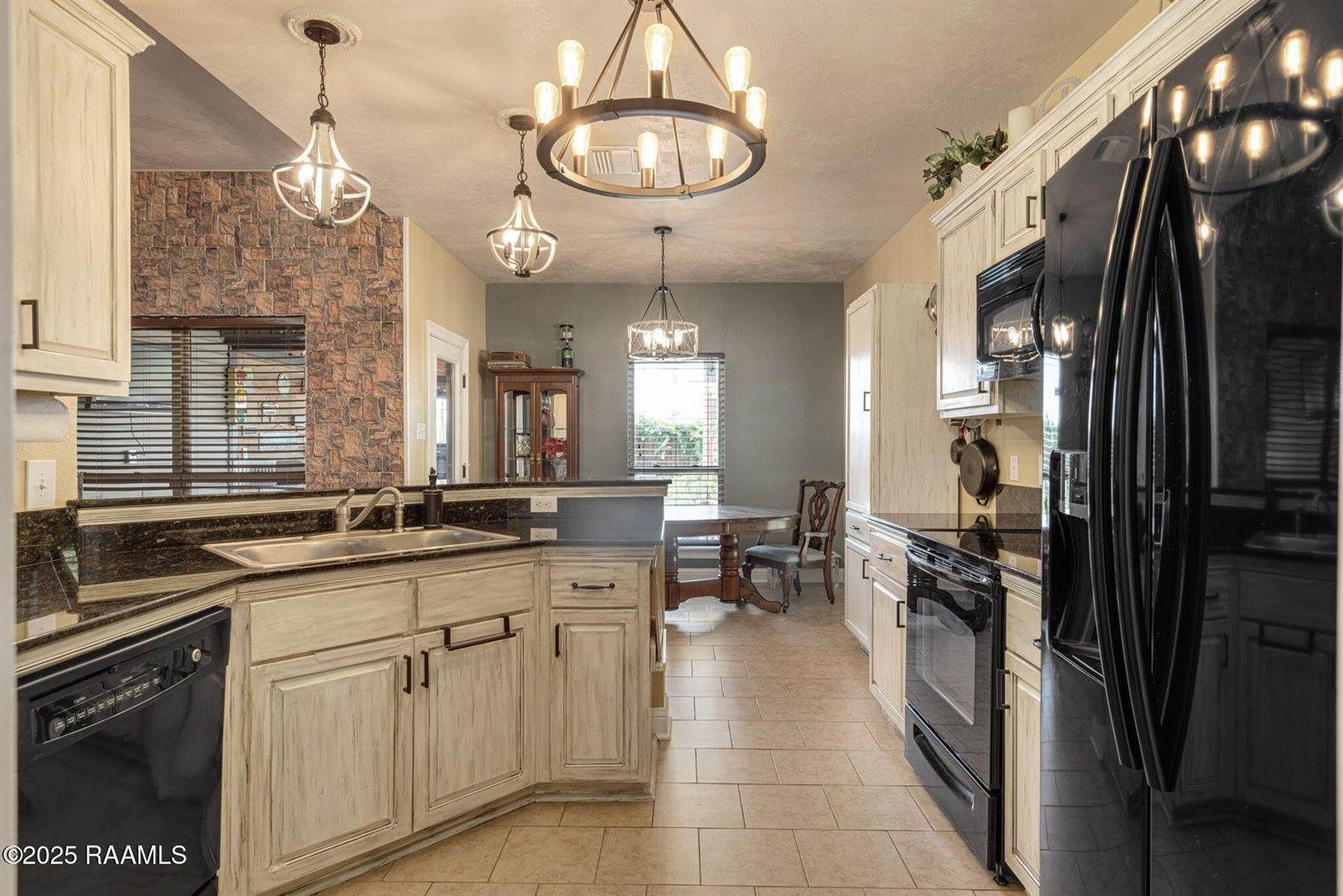 107 Cezanne Drive, Rayne, LA 70578