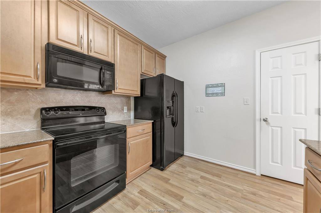 1611 Culture Lane, College Station, TX 77845