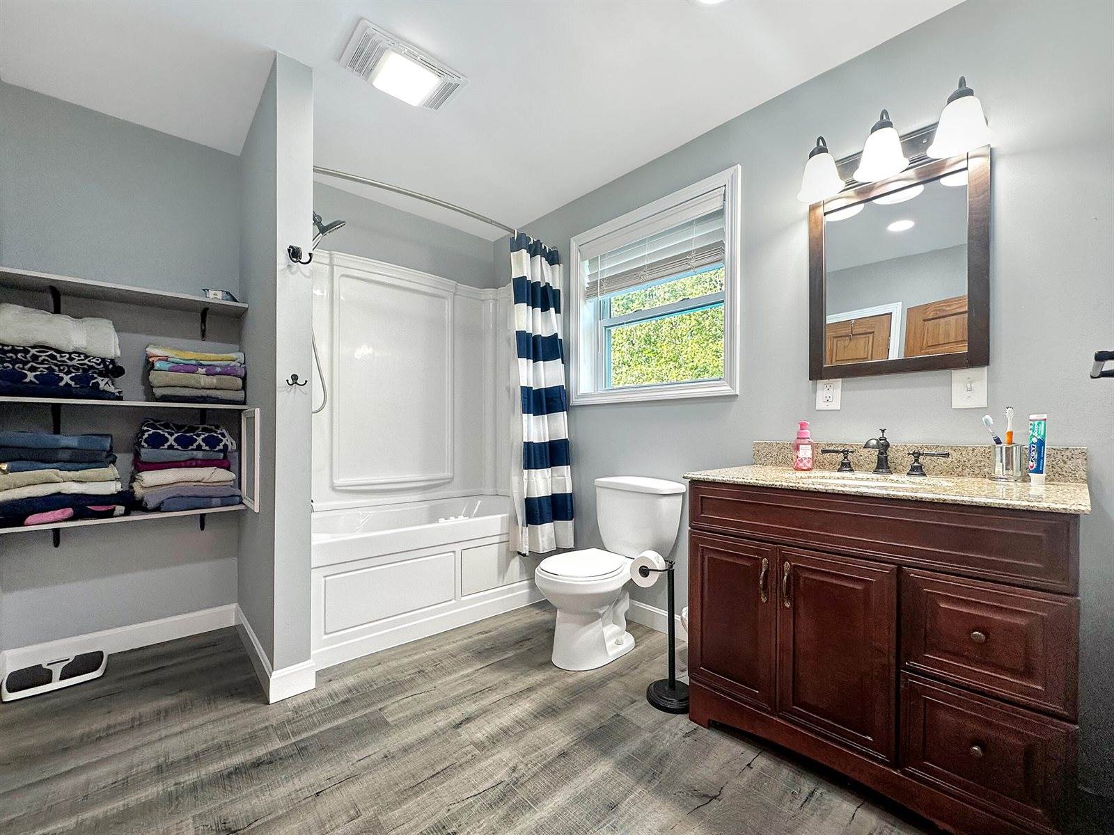 17 Maple Street, Mapleton, ME 04757