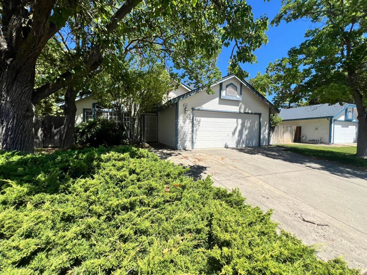 8459 Pastori Way, Sacramento, CA 95828